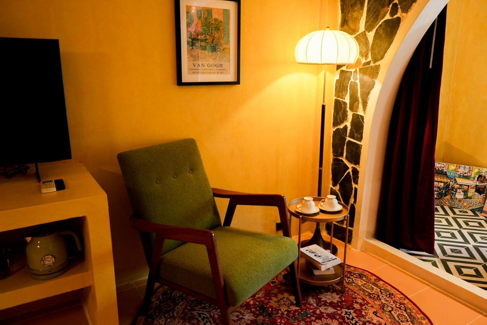 The Castello Resort Ко Ларн Екстериор снимка